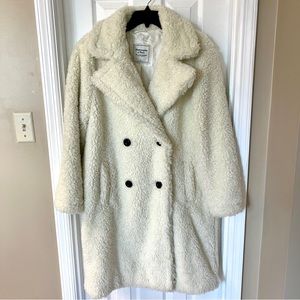 Abercrombie & Fitch Faux Fur Teddy Coat